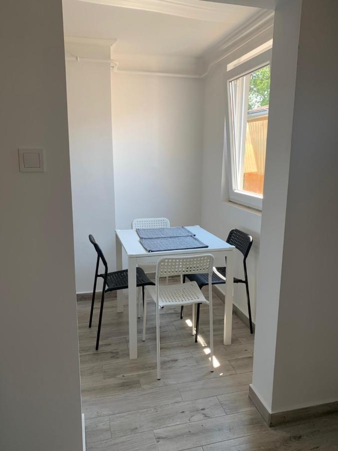 Amira Apartman Appartamento Hajdúszoboszló Esterno foto