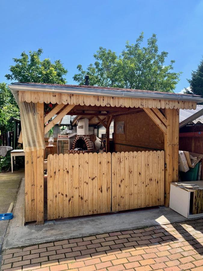 Amira Apartman Appartamento Hajdúszoboszló Esterno foto